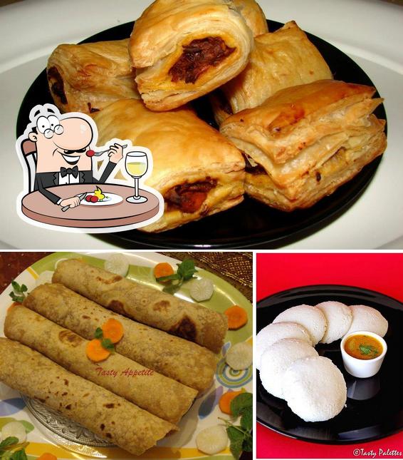 Food at Sumaatra Hotel -Vegetarian