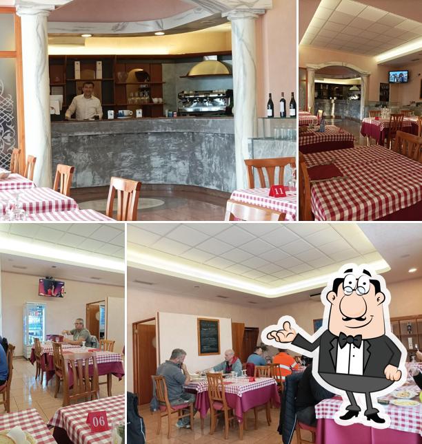 Siediti a un tavolo di Ristorante Hotel Ramina Siediti a un tavolo di Ristorante Hotel Ramina