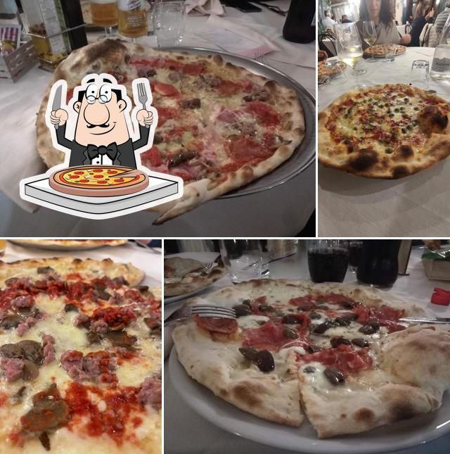 Scegli tra le svariate varianti di pizza