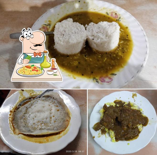 Meals at Onakkan Bharathi