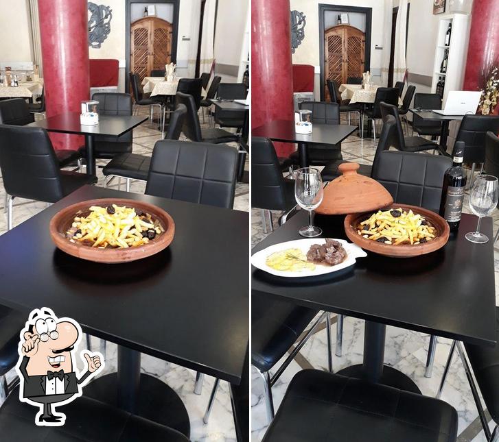 Gli interni di Plaza Cafè