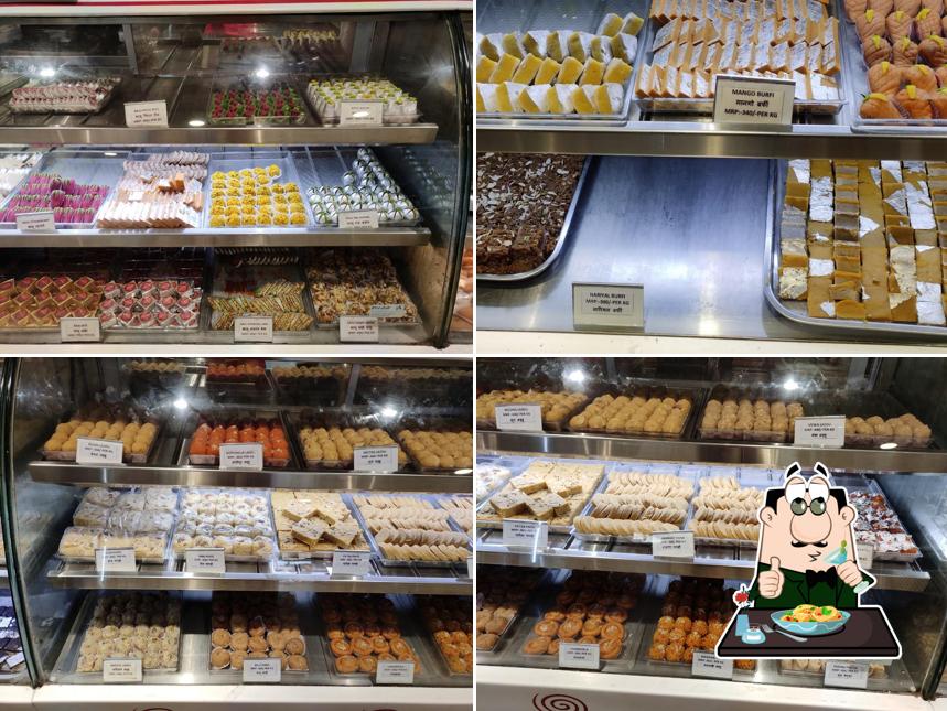 Meals at Agarwal's Mithai & Rasoi