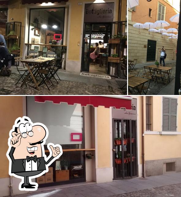 Gli interni di Bottiglieria San Giovanni