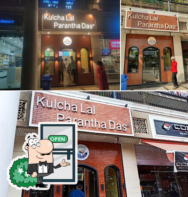 The exterior of Kulcha Lal Parantha Das