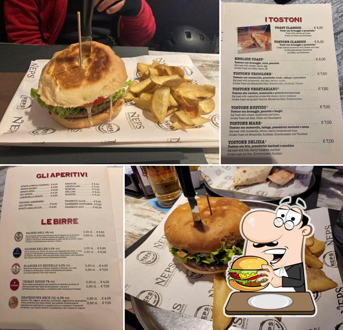 Prova un hamburger a NEPS Coffee Food Wine Treviso