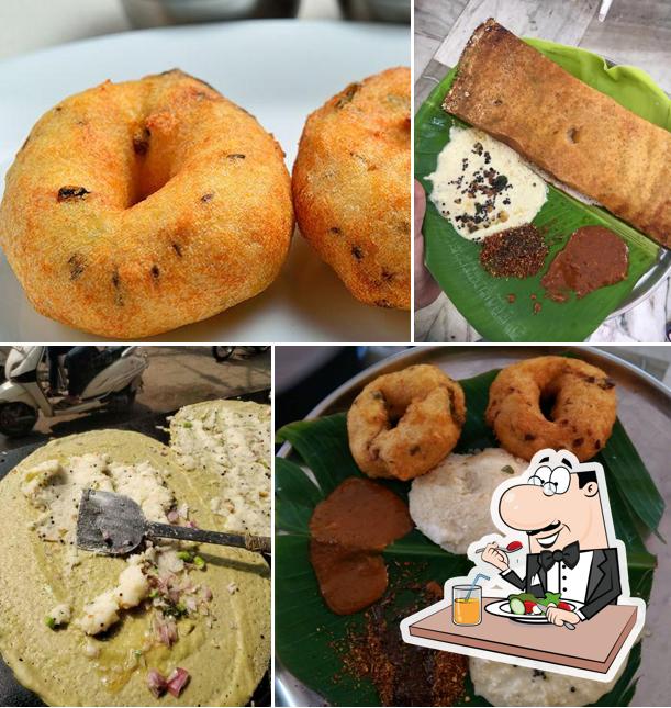 Food at Sree Purna Tiffin Center