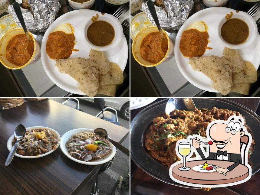 Food at pappi di hatti