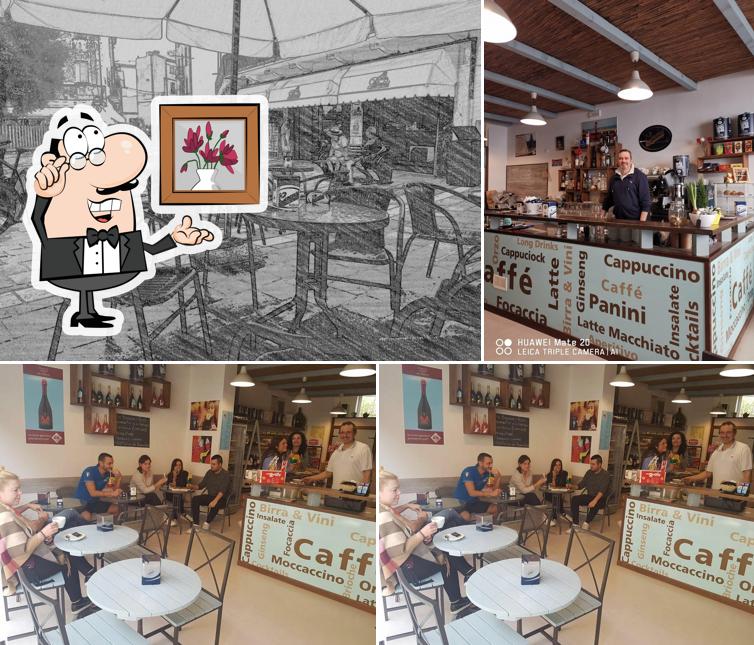Dai un'occhiata agli interni di Caffè e dintorni