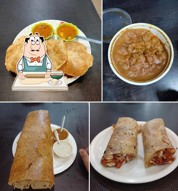 Samosa at SHREE GANESH FOOD JUNCTION