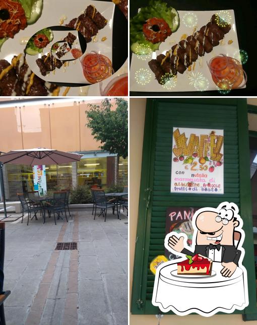 Tunnel Food And Drink Gorizia offre un'ampia gamma di dessert Tunnel Food And Drink Gorizia offre un'ampia gamma di dessert