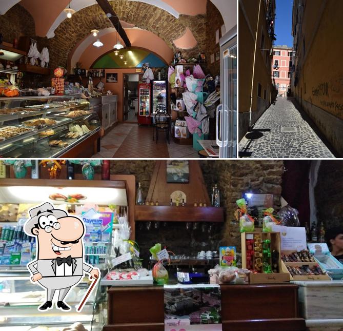 Guarda la foto che mostra la esterno e interni di Caffetteria Pasticceria La Fontana