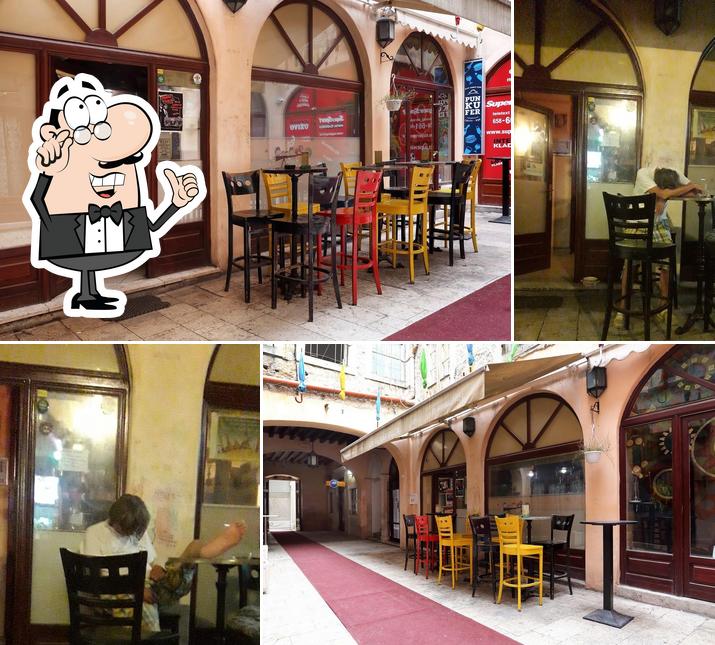 Dai un'occhiata agli interni di Caffe bar Buža