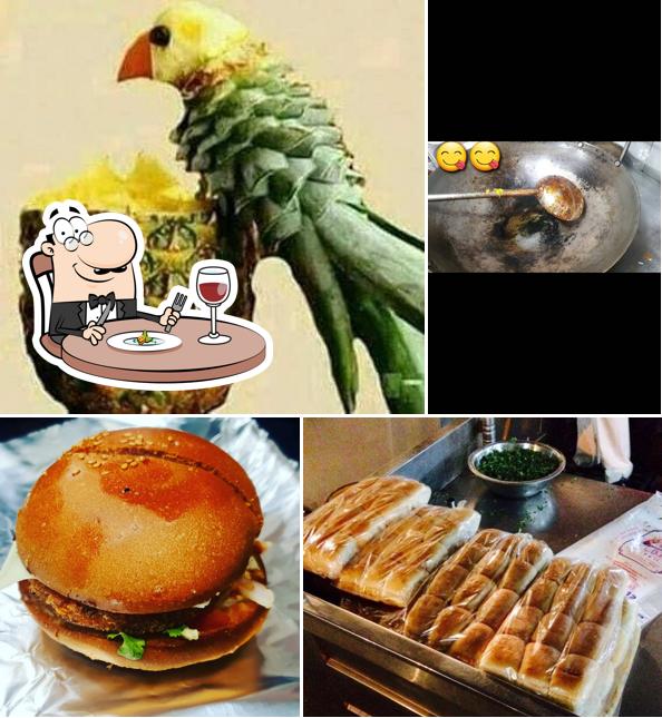 Food at Vinayak Bhaji Pau Fast Food