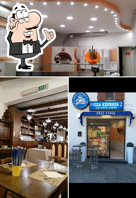 Gli interni di Pizza Express