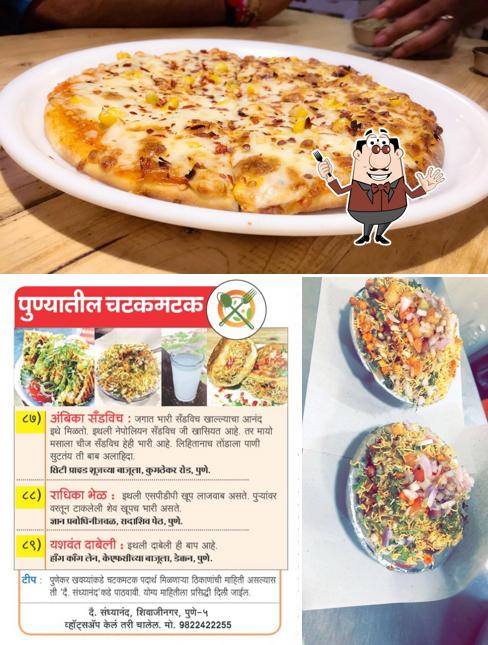 Food at Radhika Bhel