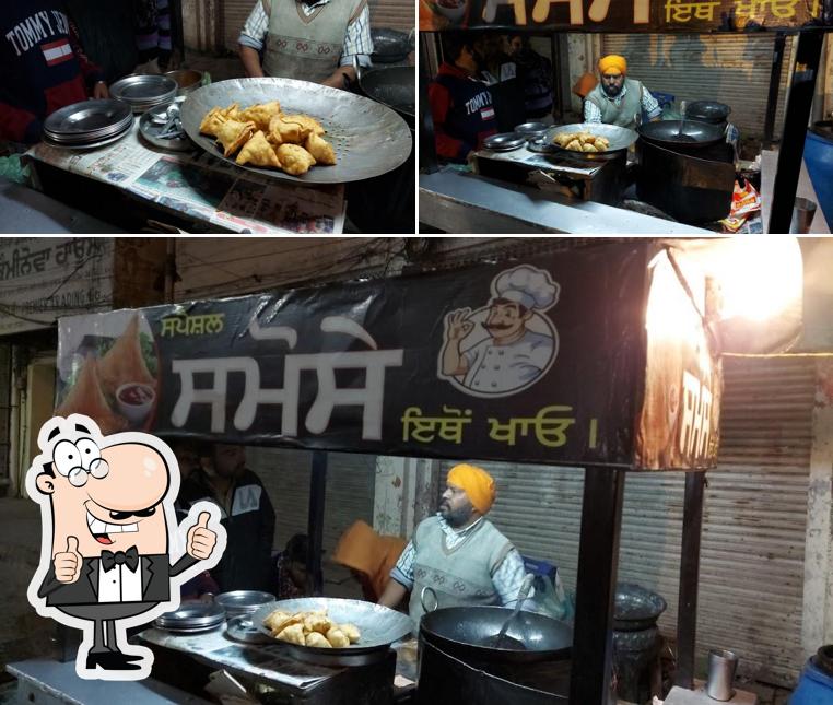 Sattu Special Samose picture