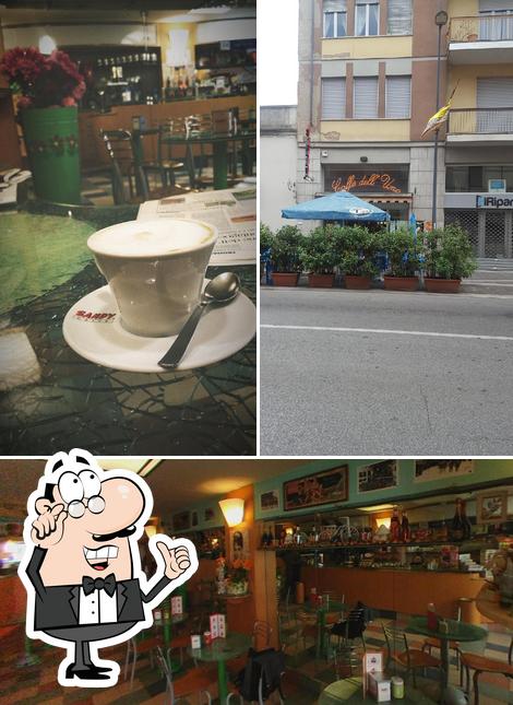 Gli interni di Caffe' Dell'Una Arezzo