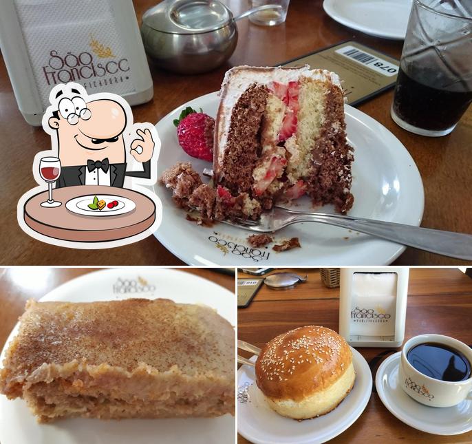 Comida em Panificadora São Francisco