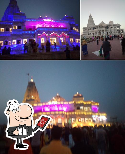 The exterior of Shree Radha rani dhaba