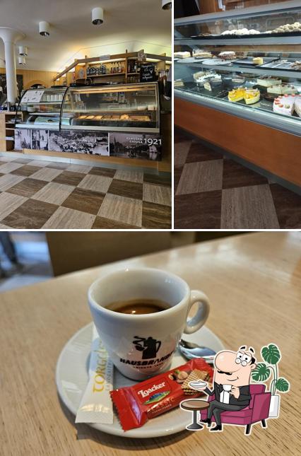 Questa è la foto che presenta la interni e bevanda di Café Konditorei Reiserer