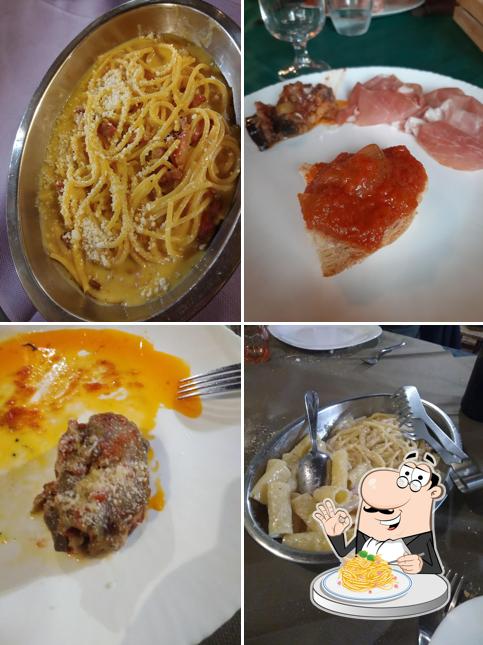 Spaghetti alla carbonara al Trattoria Madonna Del Monte