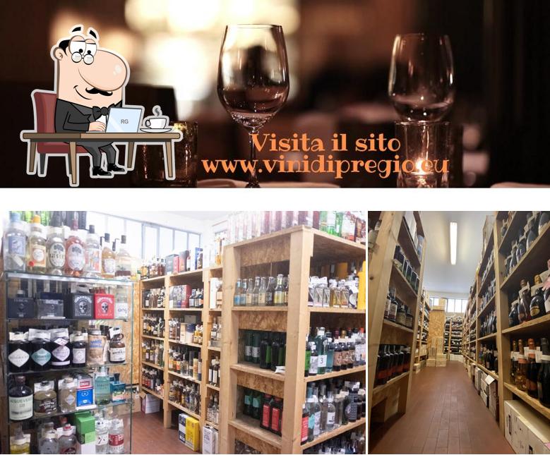 La interni e cibo del ristorante