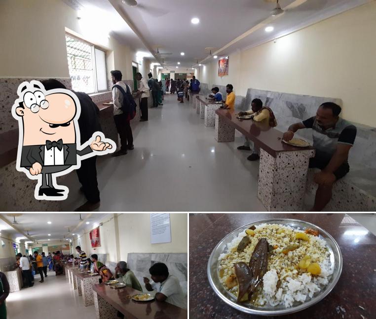 The image of AAHAR KENDRA’s interior and food