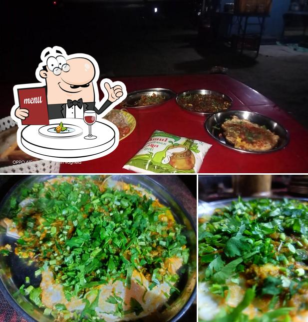 Food at Darbar Omlet center