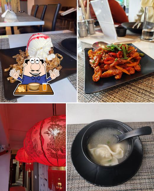 Food at KRYSTAL BOWL CHINESE RESTAURANT