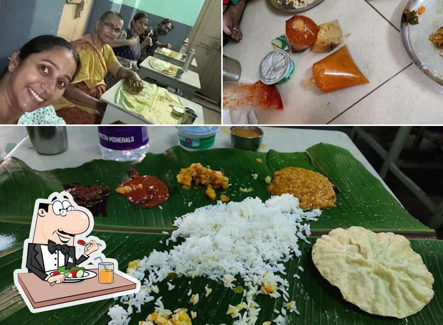 Food at Anand Bhavan