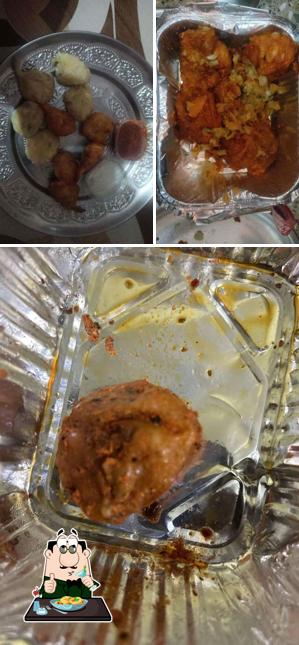 Food at Aunty Momos
