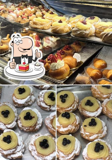 Gran Caffè del Plebiscito serve un'ampia gamma di dessert