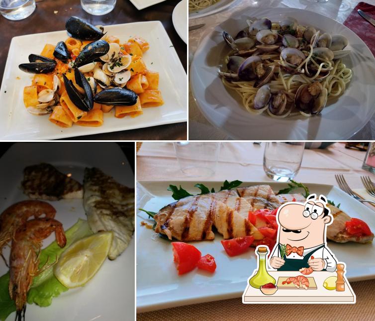 Ordina la cucina di mare a The Riviera
