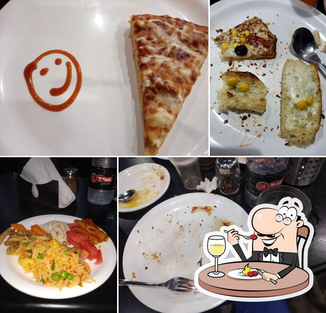 Meals at The D Pizza