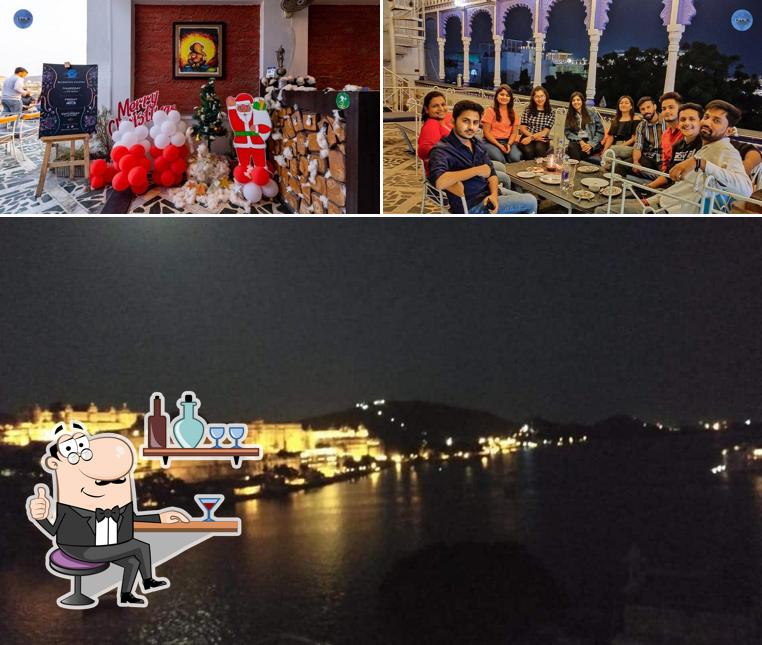 Check out the picture showing interior and exterior at Bluemoon Kinaraz