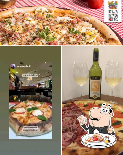 Escolha diversos tipos de pizza