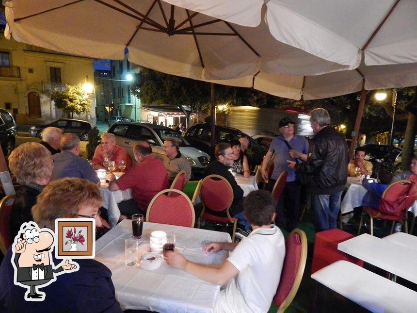 Gli interni di La Dolce Vita Ristorante e Cocktail Bar