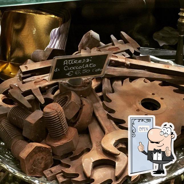 Guarda la immagine di Caniparoli
