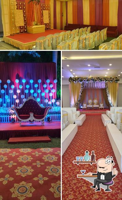 The interior of Ghanteshwar Park (The Multi Cuisine Park)