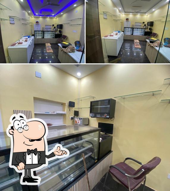 Check out how Icing Pod Bistupur looks inside