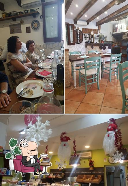 Dai un'occhiata agli interni di La Cucina Di Ruggiero SMS