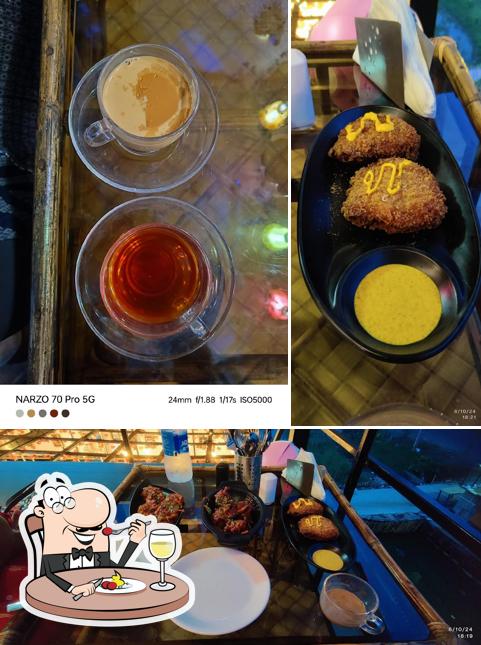 Food at নীল দিগন্তে The Rooftop cafe & Restaurant