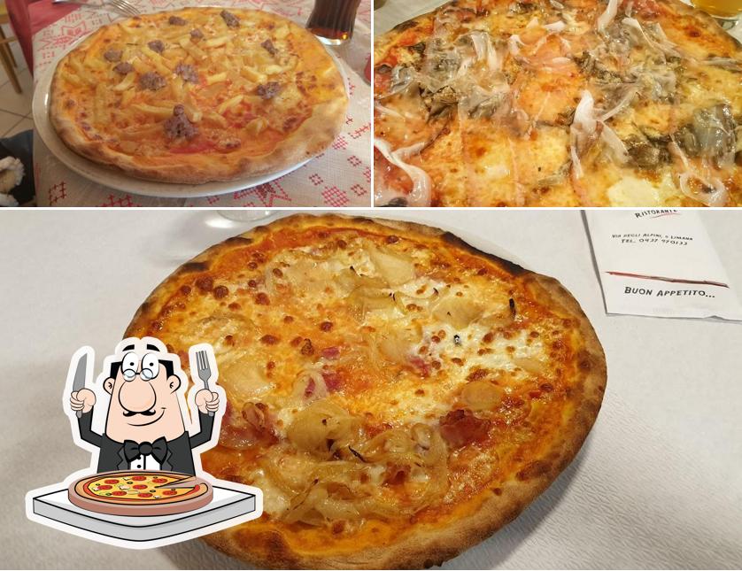 Scegli una pizza a Pizzeria Ristorante da Salvatore 2