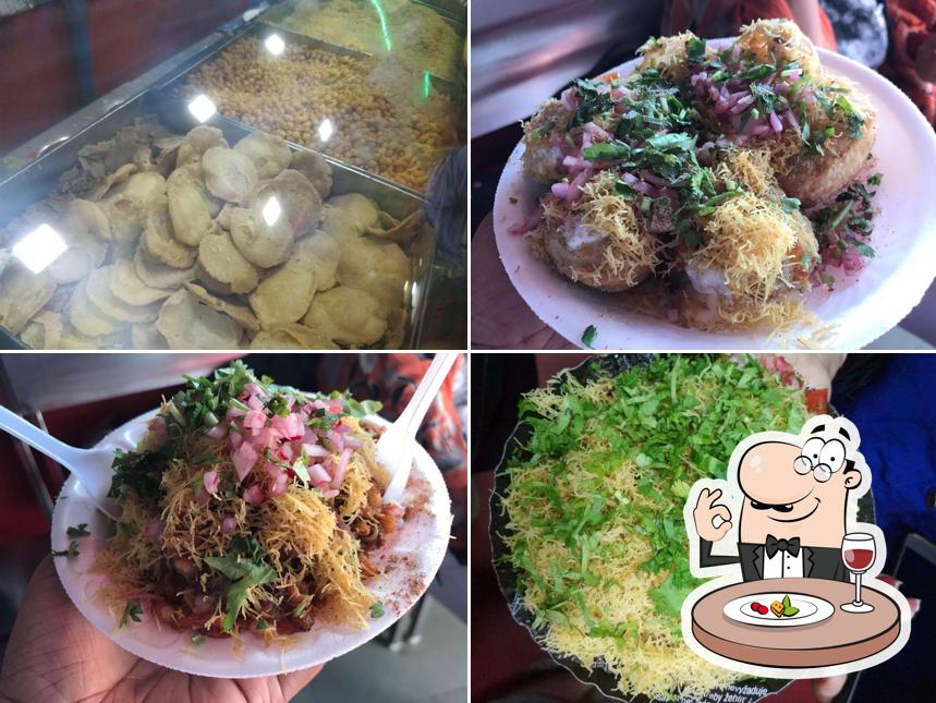 Meals at JAGDISH CHAT PAKODI CENTRE