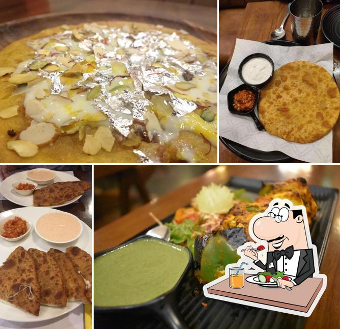 Food at Paratha Mantra