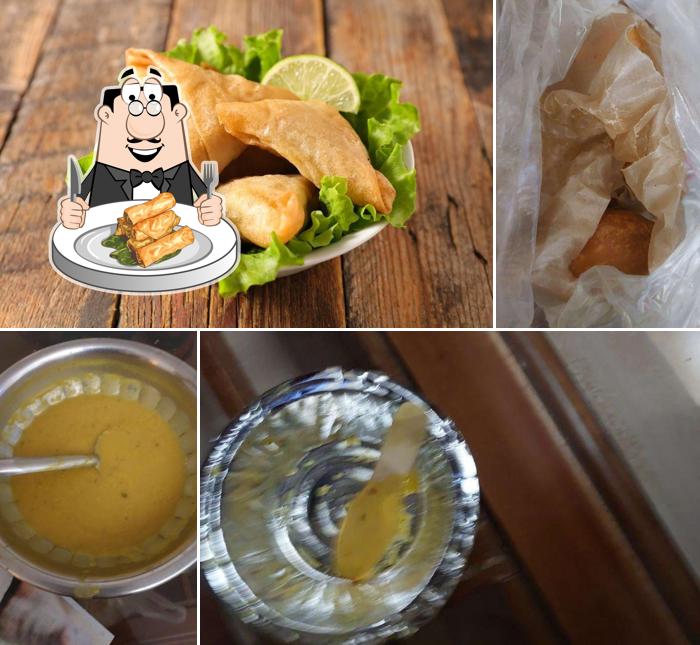 Spring rolls at Dau Snacks