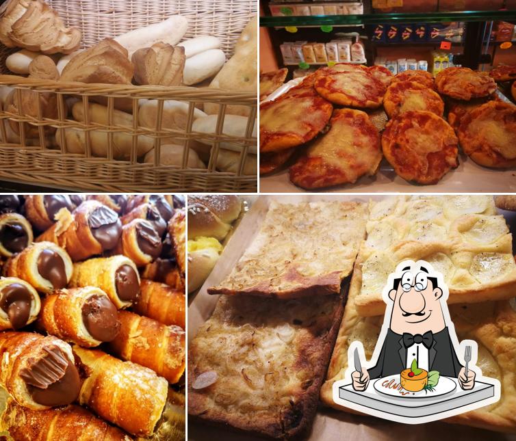 Platti al Panificio Vinciguerra Piombino Pane, Dolci, Schiaccia e Pizza artigianali