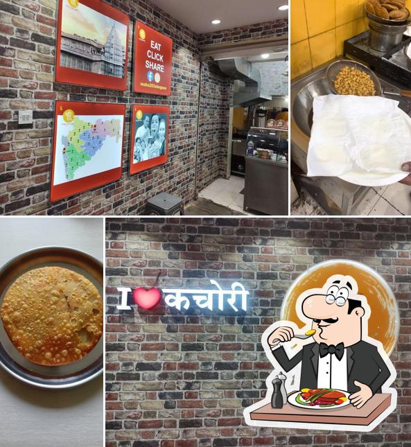 Food at Shegaon Kachori - Maha 203