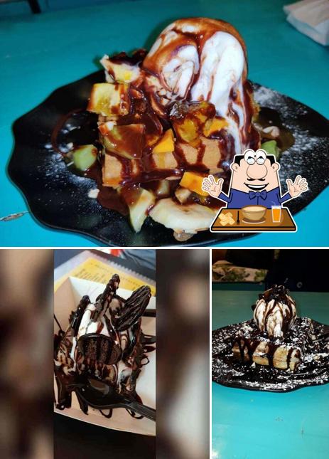 Meals at Waffle & More Saket