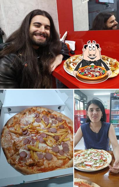 Prenditi una pizza a Pizzeria la Regina di diaba pizza srl